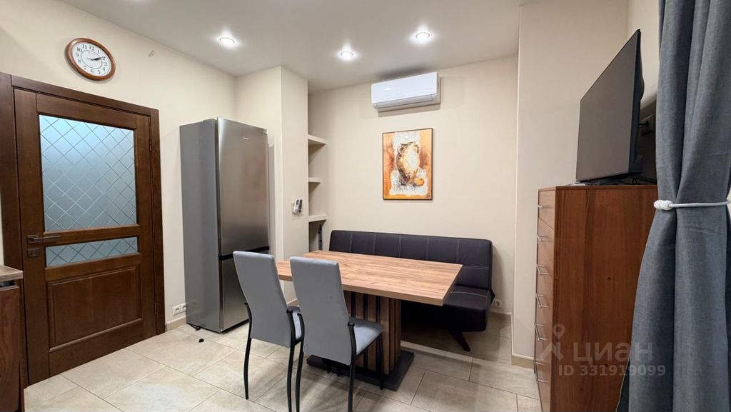 m. Universitet: Apartment, 2-rooms