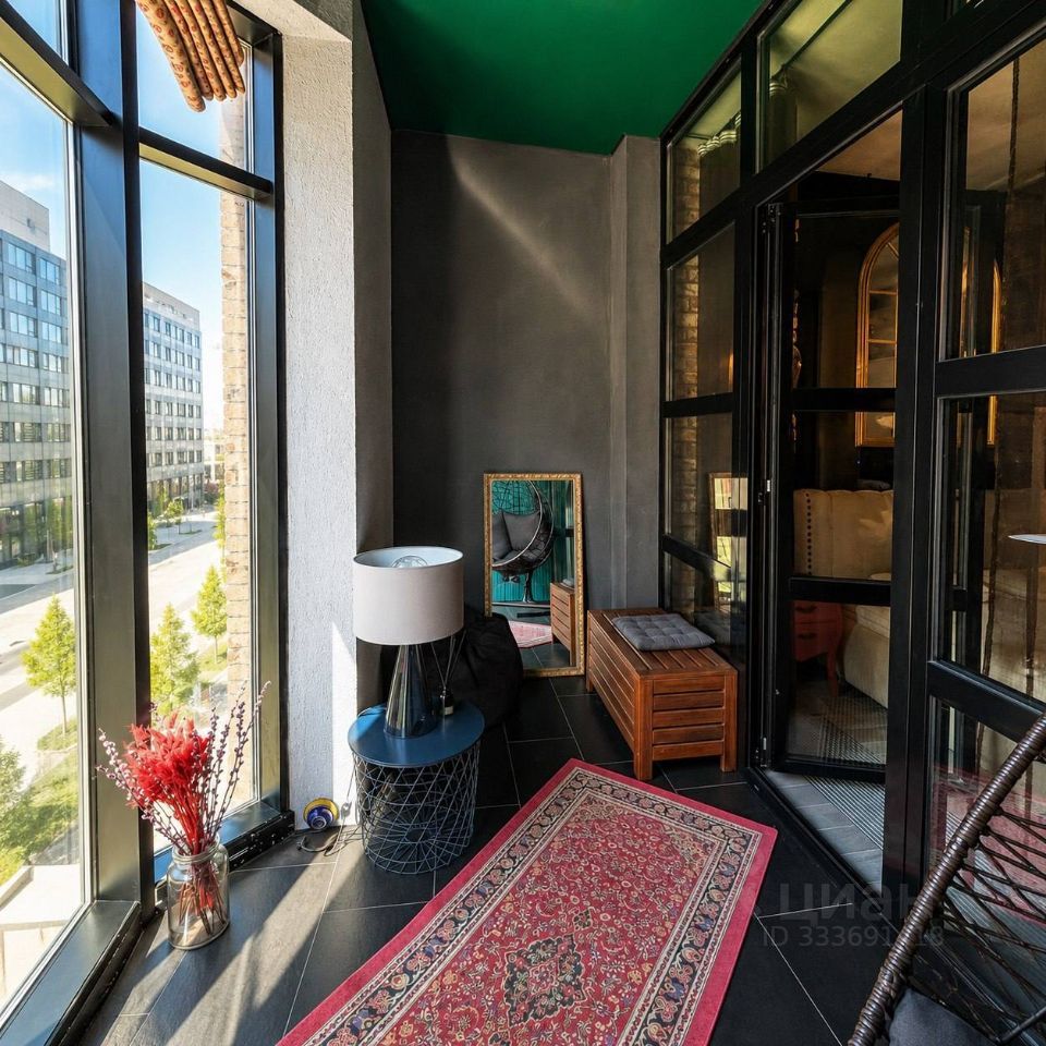 m. ZIL: Apartment, 2-rooms