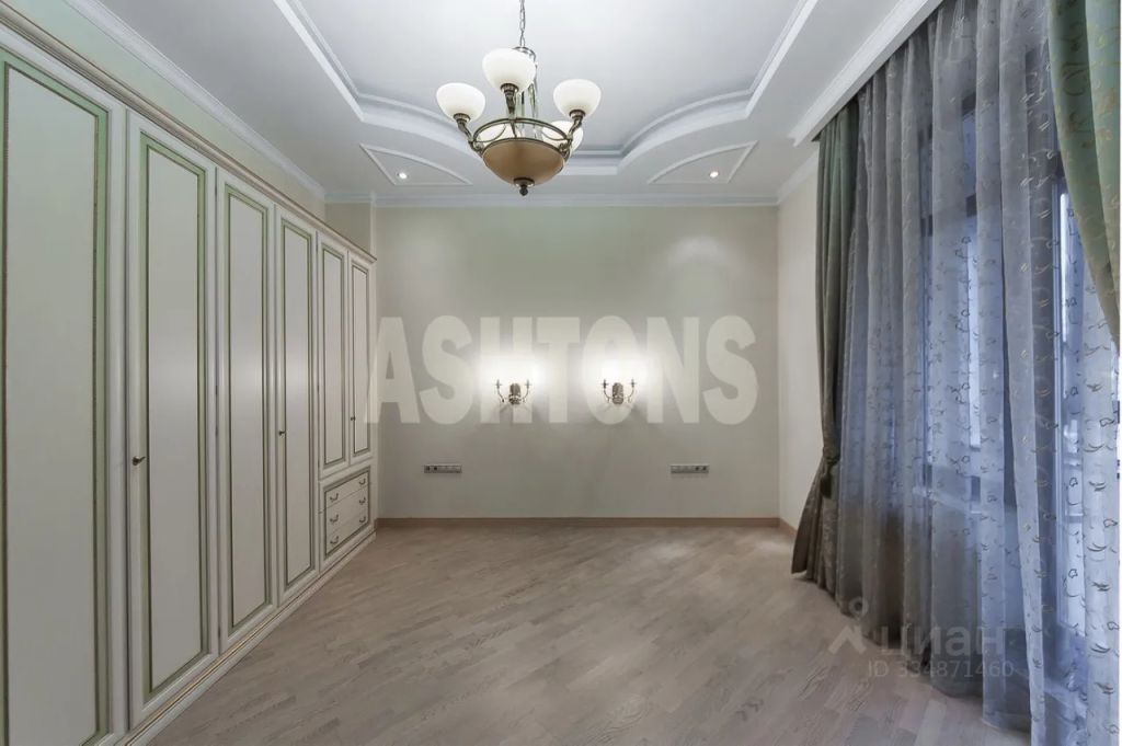 m. Arbatskaya: Apartment, 4-rooms