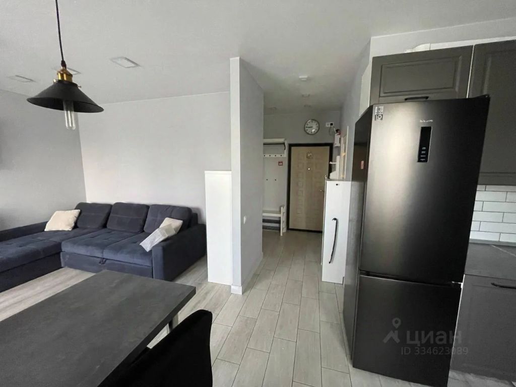 m. Lukhmanovskaya: Apartment, 1-rooms