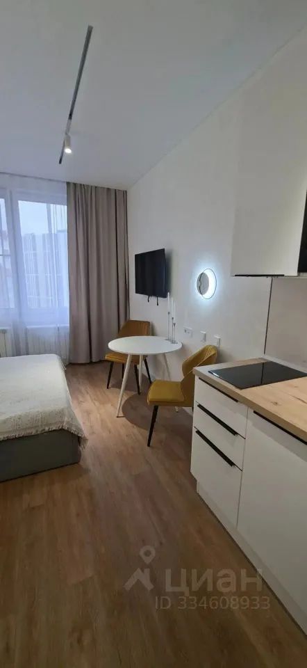 m. Shelepikha: Apartment, studio