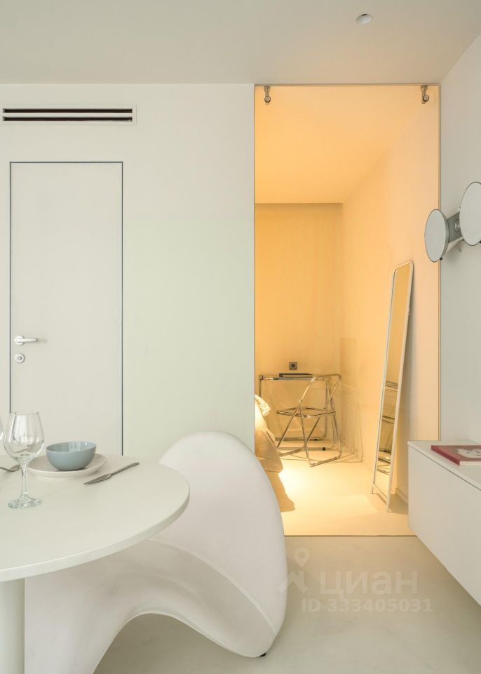 m. Ploschad trekh vokzalov: Apartment, 1-rooms