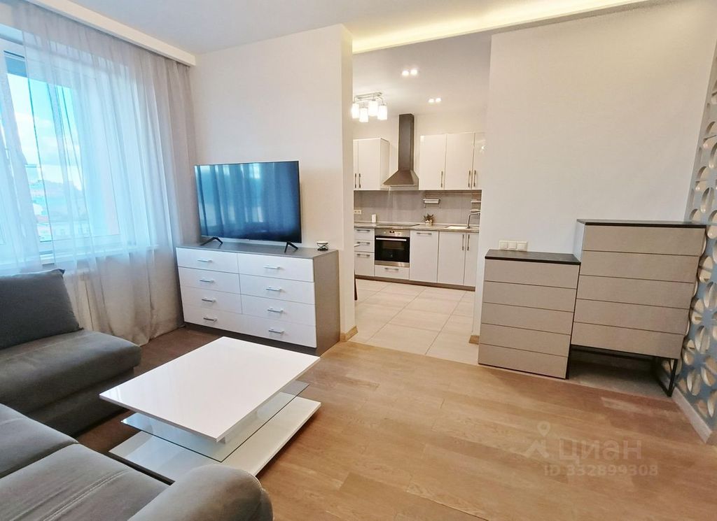 m. Ulitsa 1905 goda: Apartment, 2-rooms