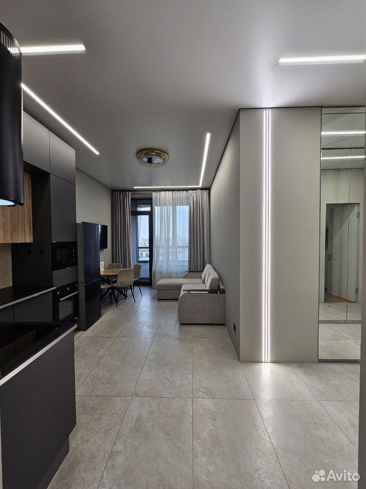 m. ZIL: Apartment, 2-rooms