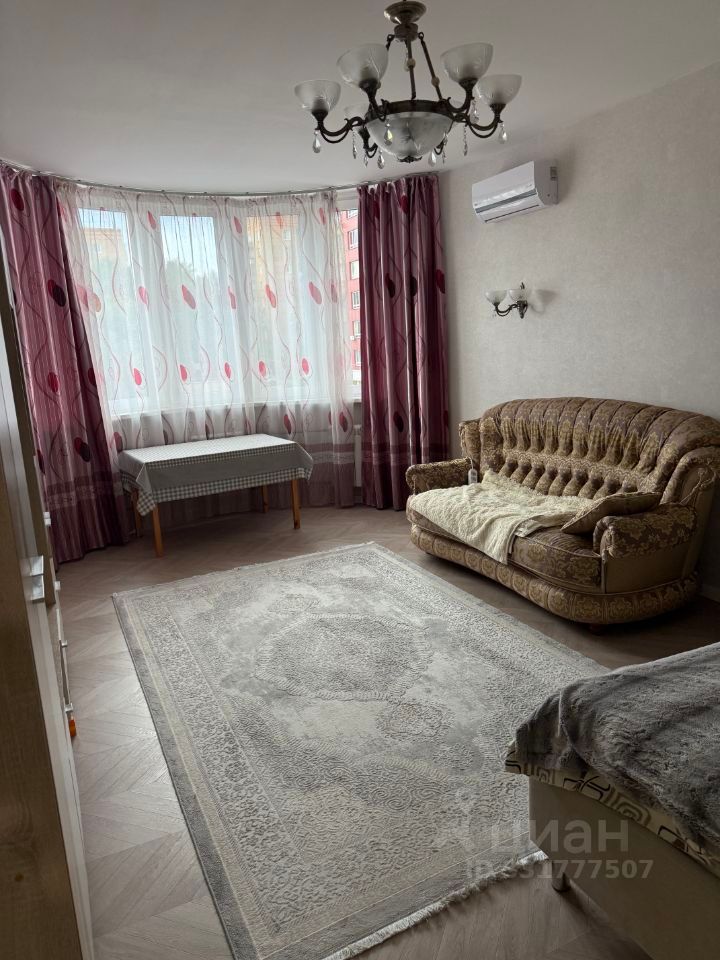 m. Levoberezhnaya: Apartment, 1-rooms