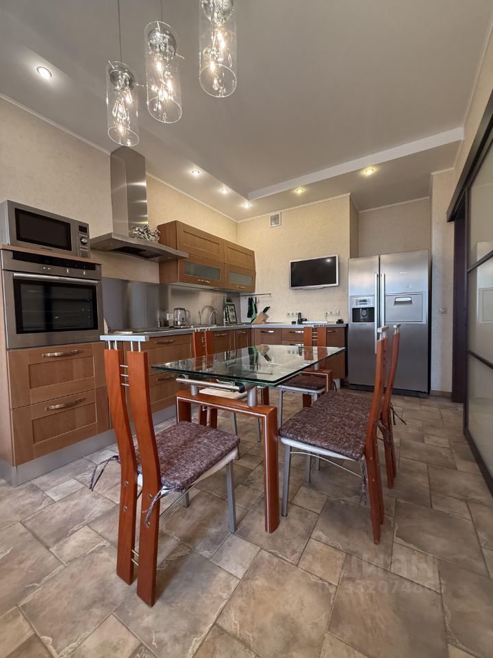 m. Zorge: Apartment, 3-rooms
