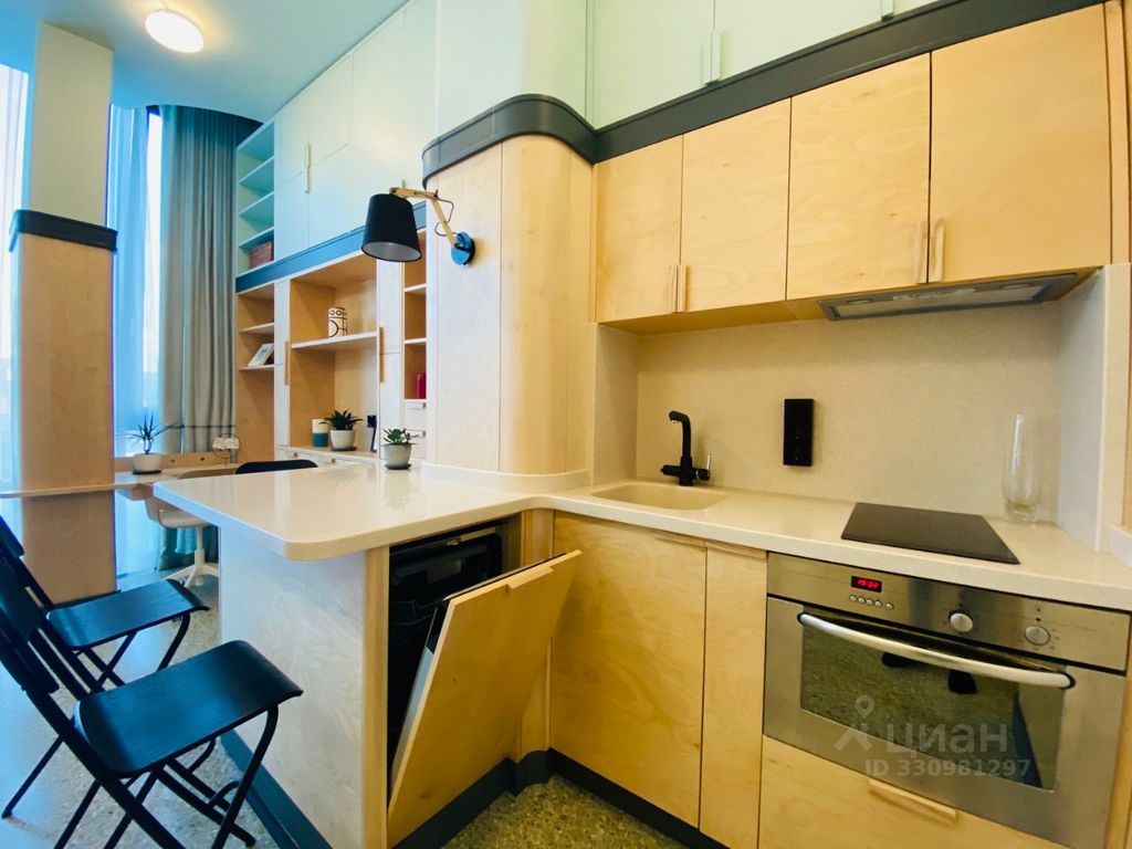 m. Baumanskaya: Apartment, studio