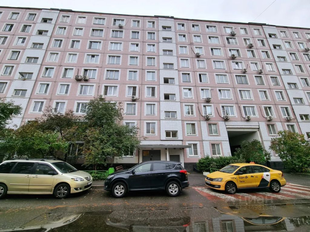 m. Strogino: Apartment, 2-rooms