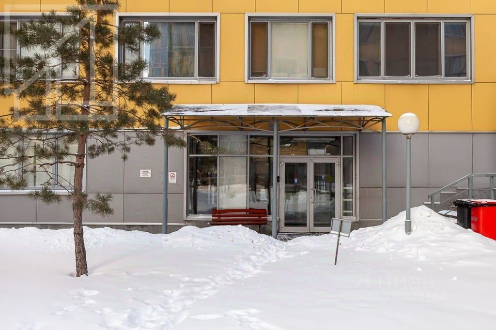 m. Shabolovskaya: Apartment, 3-rooms