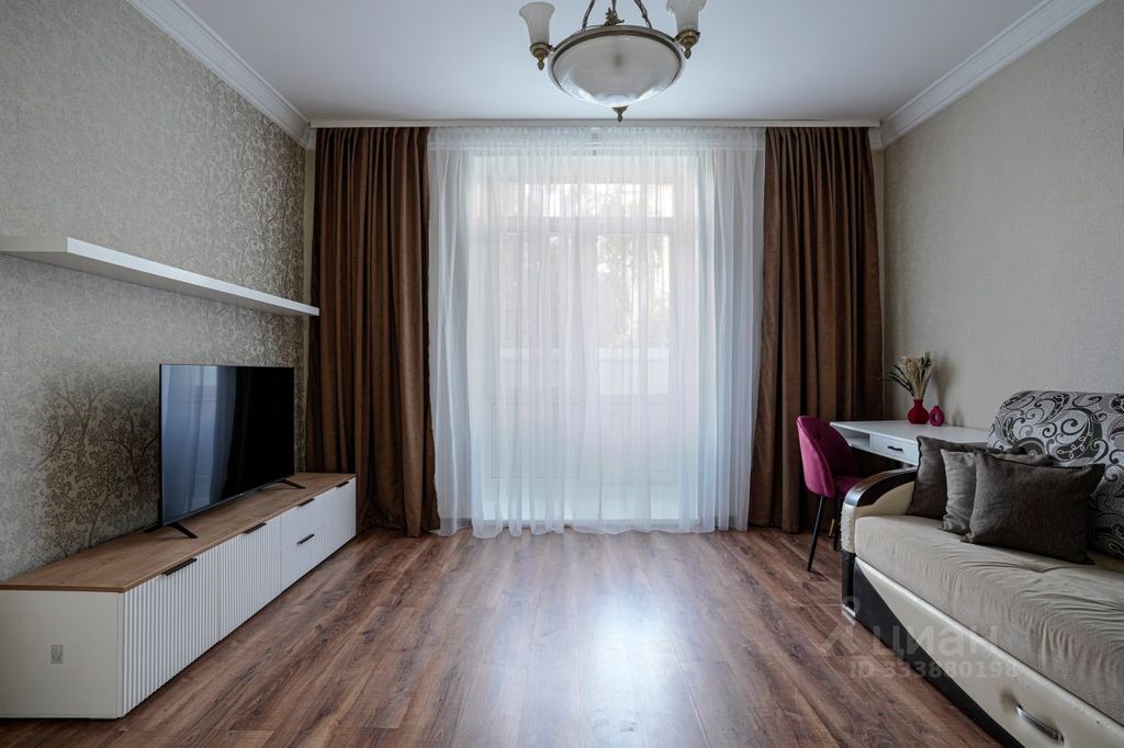 m. Shabolovskaya: Apartment, 2-rooms