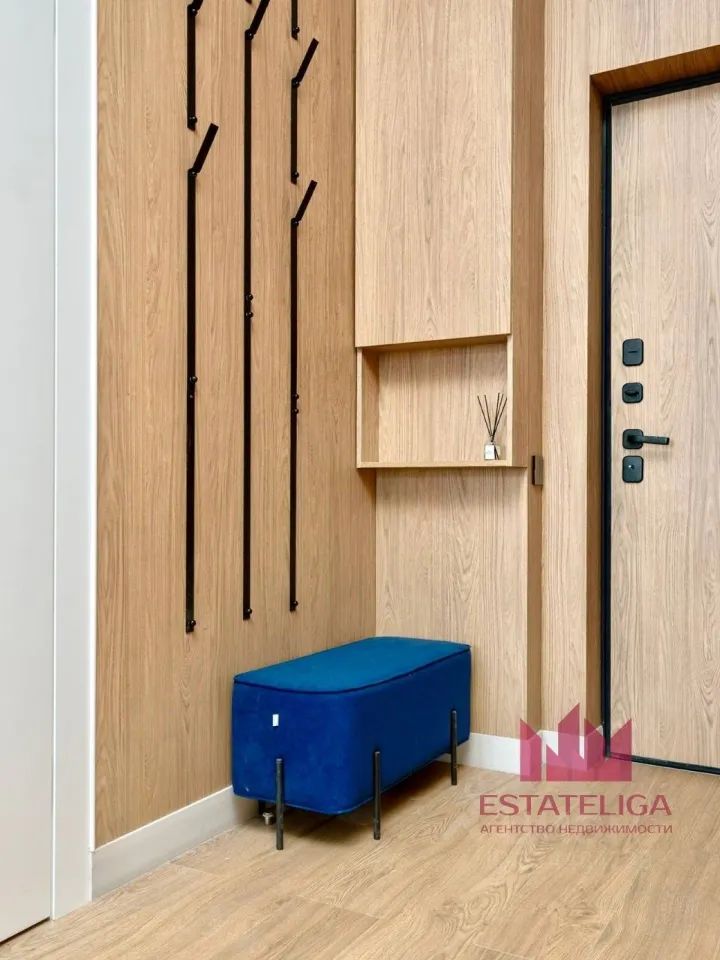 m. Verkhnie Kotly: Apartment, 3-rooms