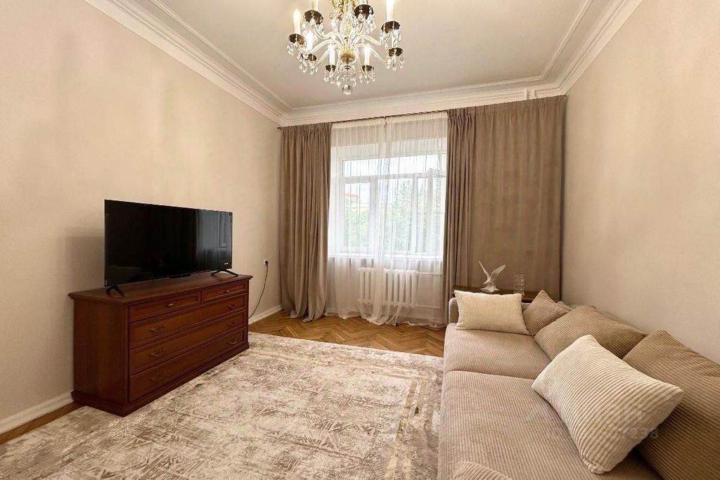 m. Kutuzovskaya: Apartment, 2-rooms