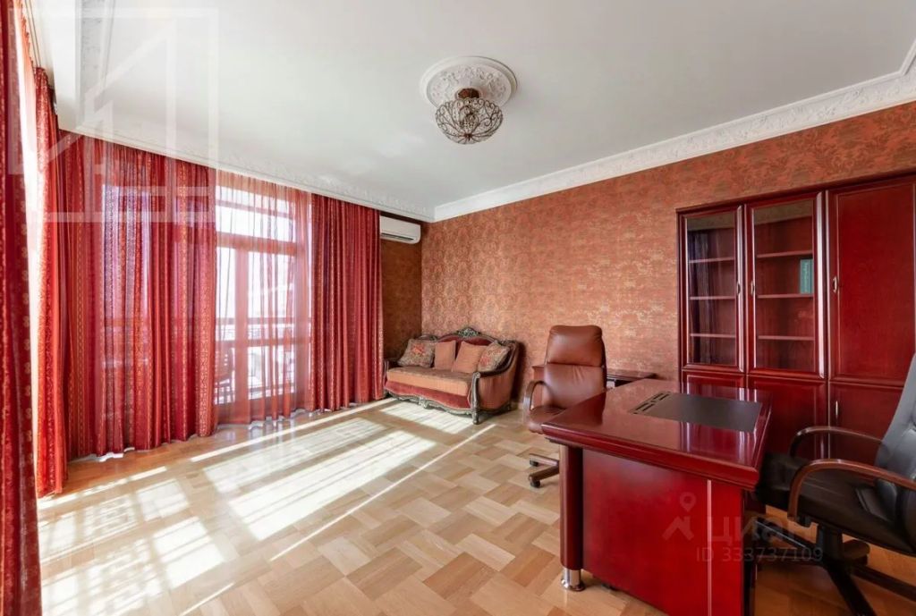 m. Kurskaya: Apartment, 4-rooms