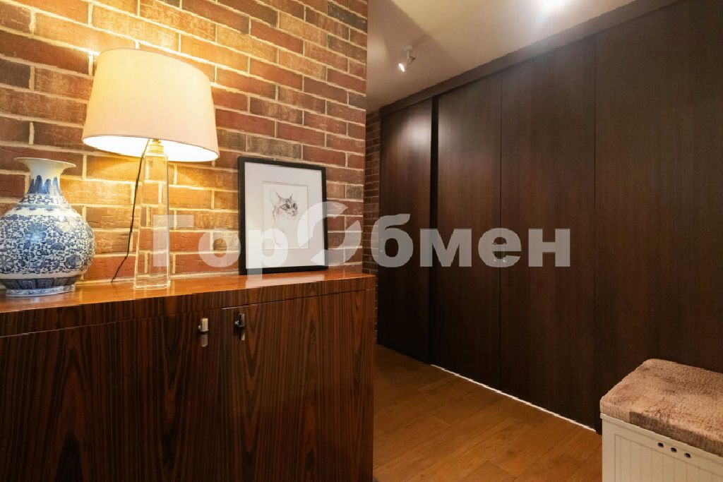 m. Generala Tyuleneva: Apartment, 2-rooms