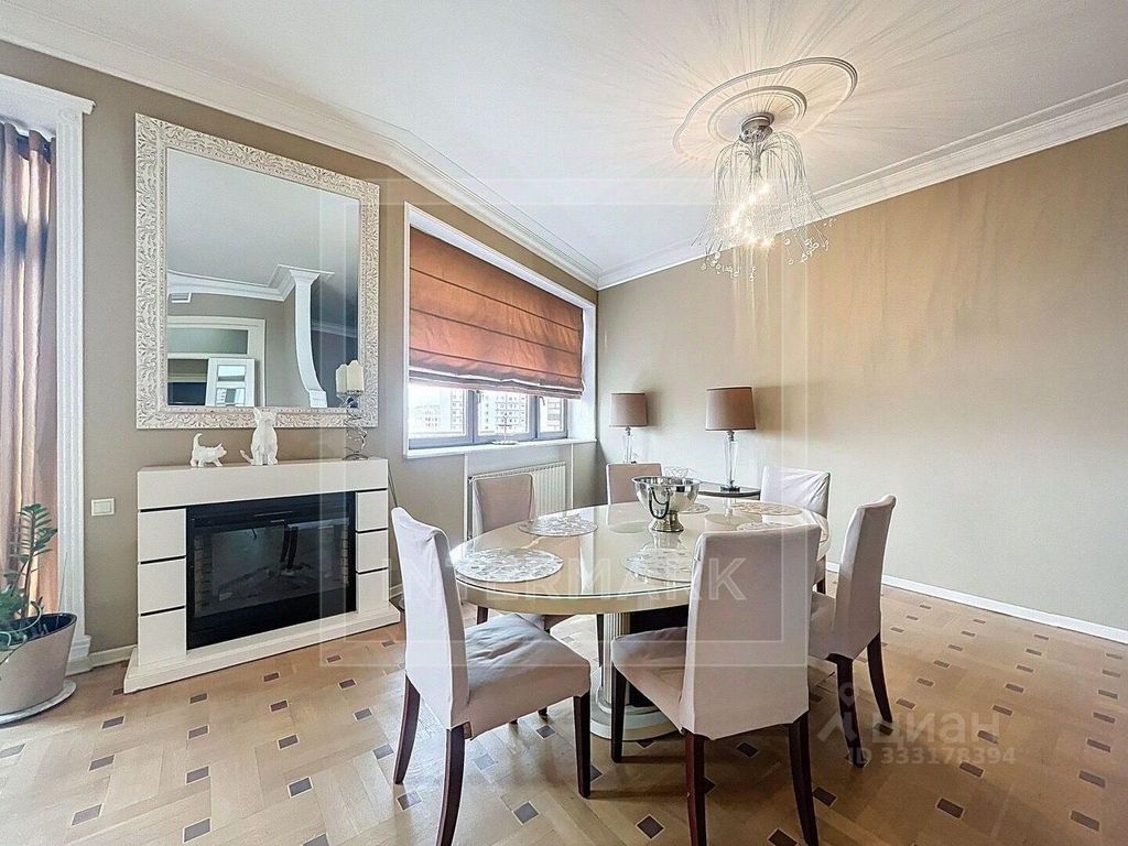m. Mayakovskaya: Apartment, 4-rooms