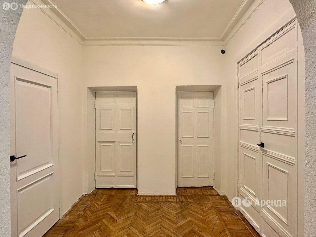 m. Tsvetnoy bulvar: Apartment, 2-rooms
