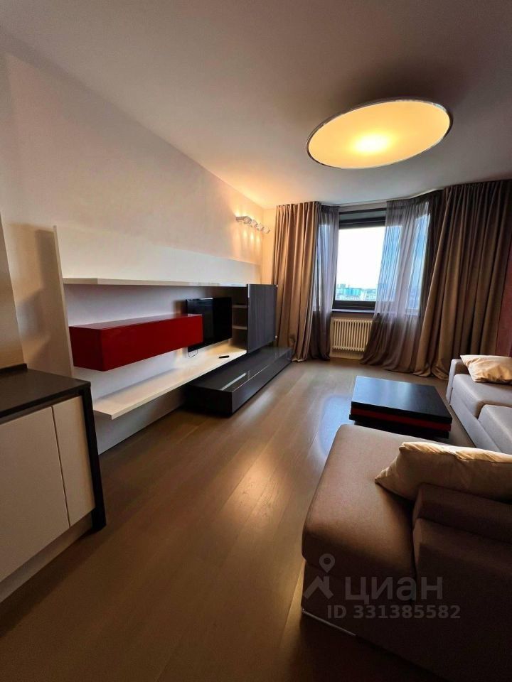 m. Oktyabrskoe pole: Apartment, 2-rooms