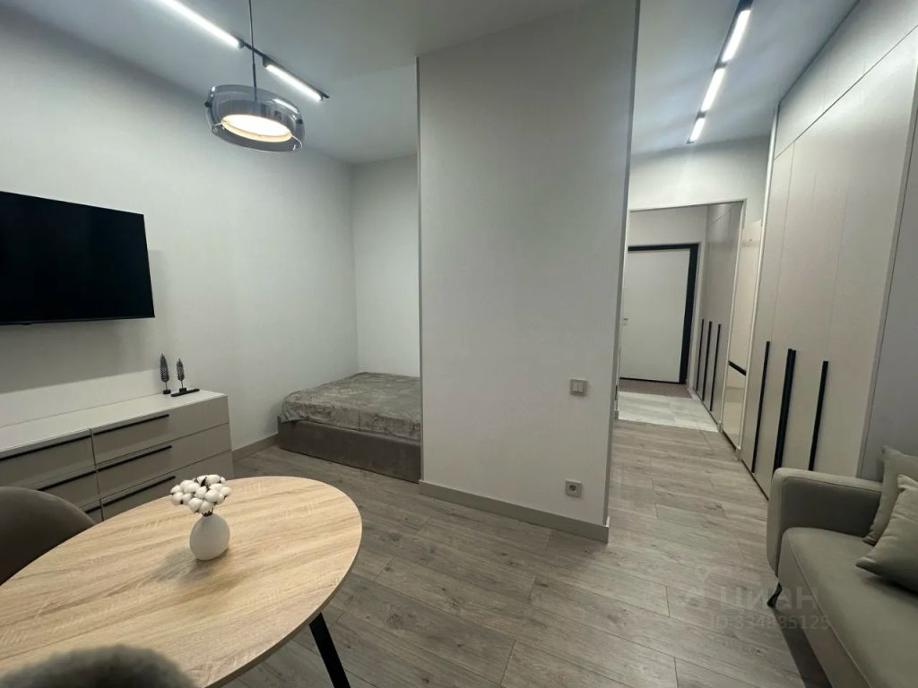 m. Serp i Molot: Apartment, studio