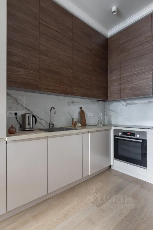 m. Aminyevskaya: Apartment, 2-rooms