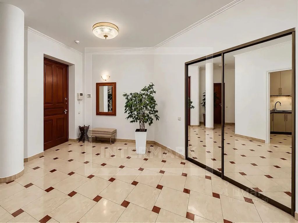 m. Park kultury: Apartment, 4-rooms