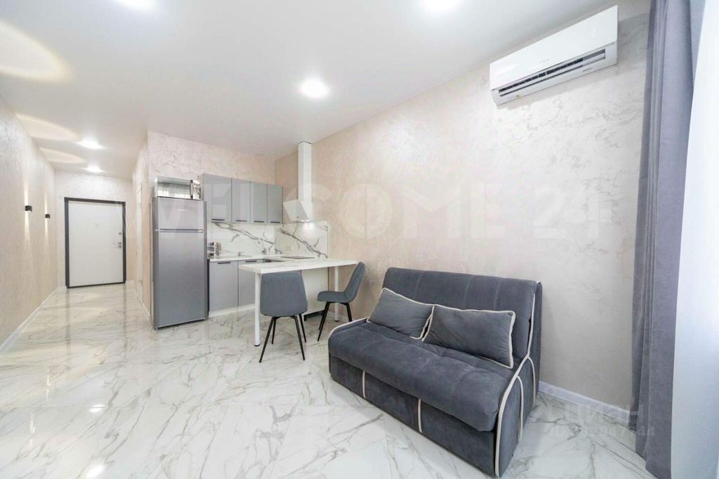 m. Nagornaya: Apartment, studio