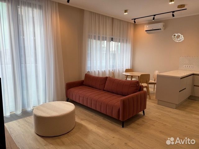 m. ZIL: Apartment, 3-rooms