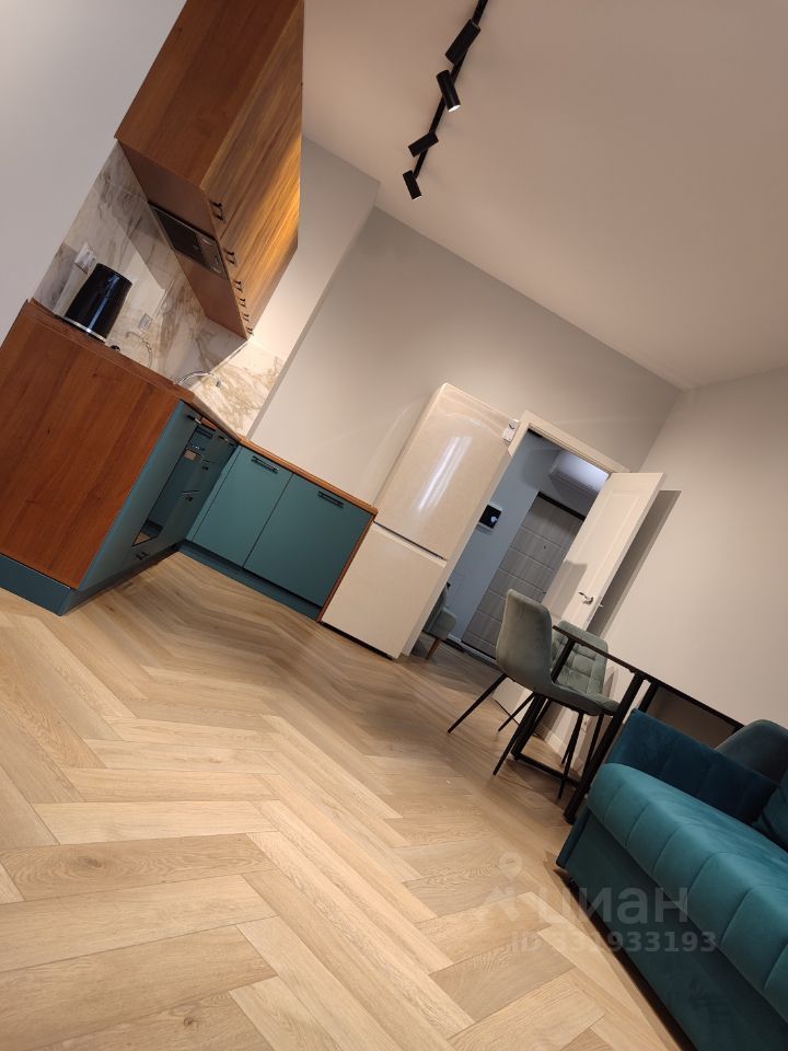 m. Aminyevskaya: Apartment, 2-rooms