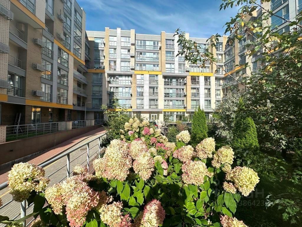 m. Universitet druzhby narodov: Apartment, 2-rooms