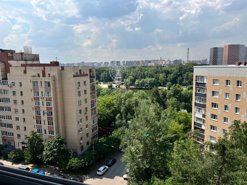 m. Lukhmanovskaya: Apartment, 1-rooms