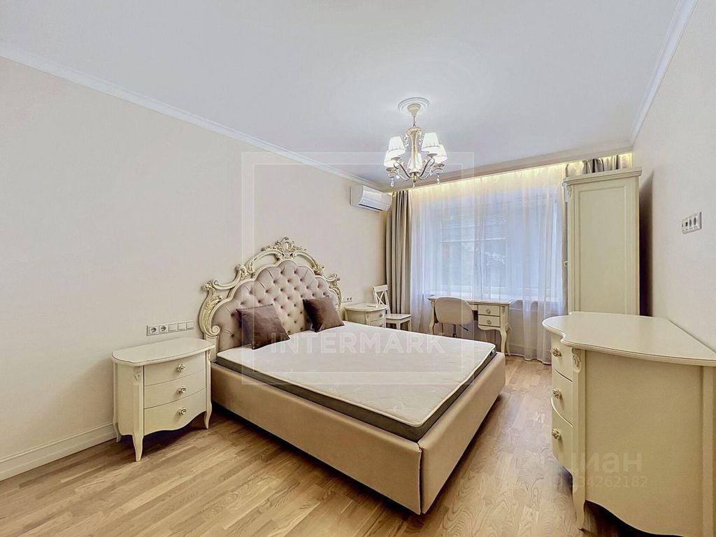 m. Belorusskaya: Apartment, 2-rooms