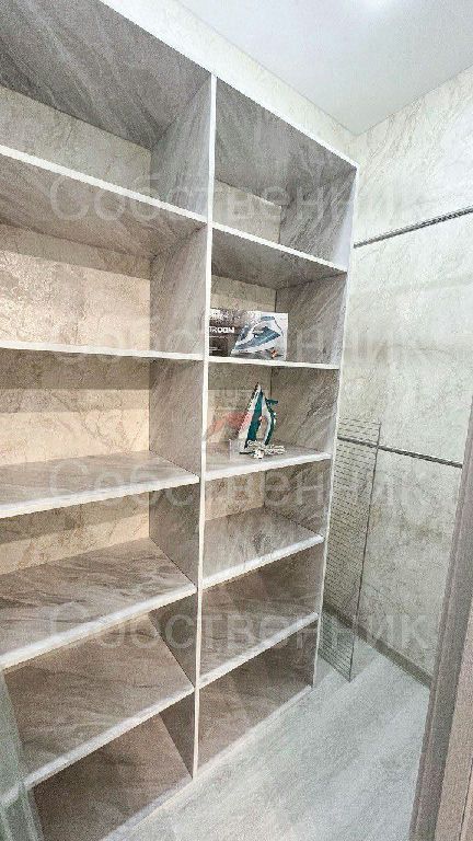 m. ZIL: Apartment, 1-rooms