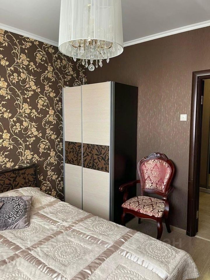m. Nekrasovka: Apartment, 3-rooms