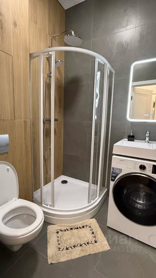 m. ZIL: Apartment, studio