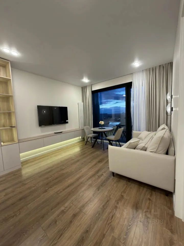 m. Trikotazhnaya: Apartment, 2-rooms