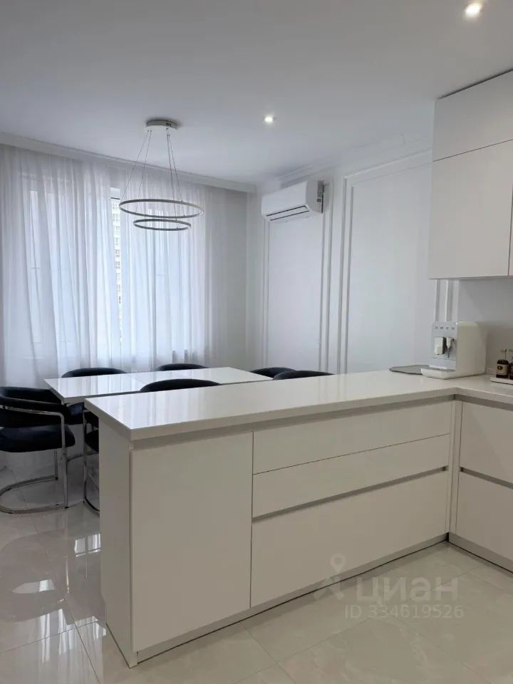 m. Aminyevskaya: Apartment, 2-rooms