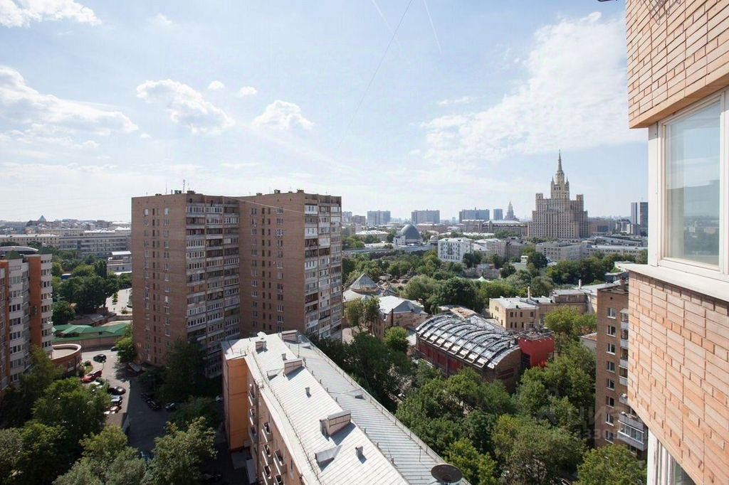 m. Barrikadnaya: Apartment, 2-rooms