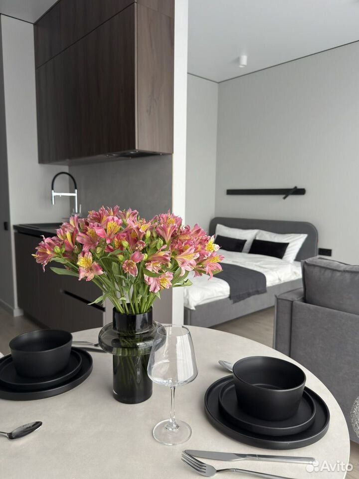 m. Zorge: Apartment, studio