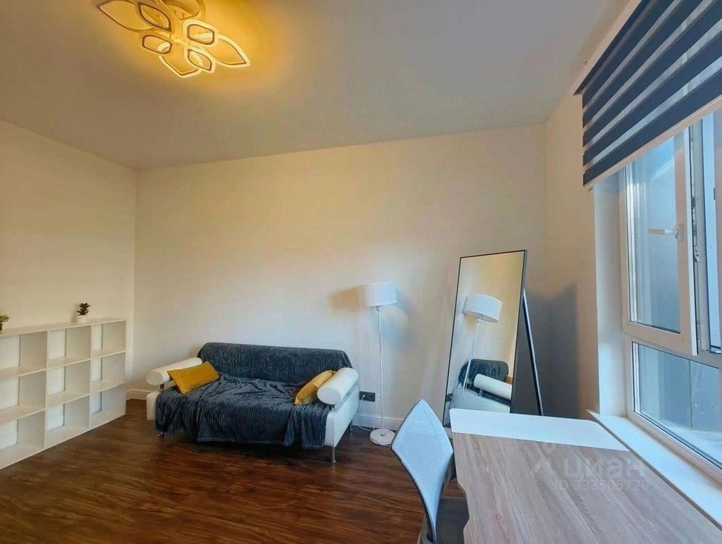 m. Serp i Molot: Apartment, 2-rooms