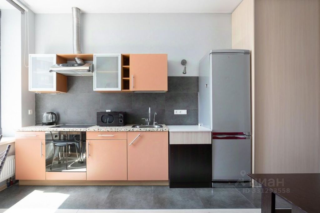 m. Moskva Tovarnaya: Apartment, studio