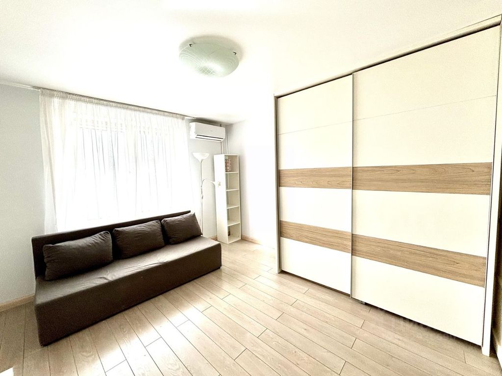 m. Prospekt Vernadskogo: Apartment, 1-rooms