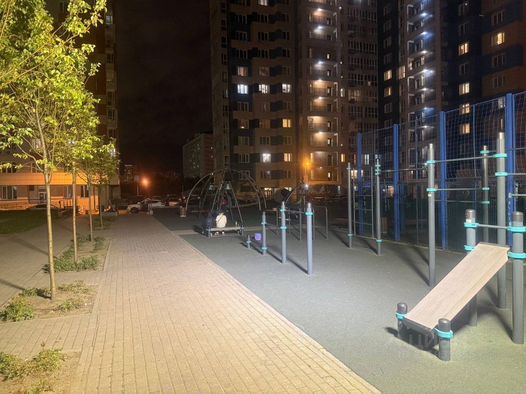 m. Aminyevskaya: Apartment, 3-rooms