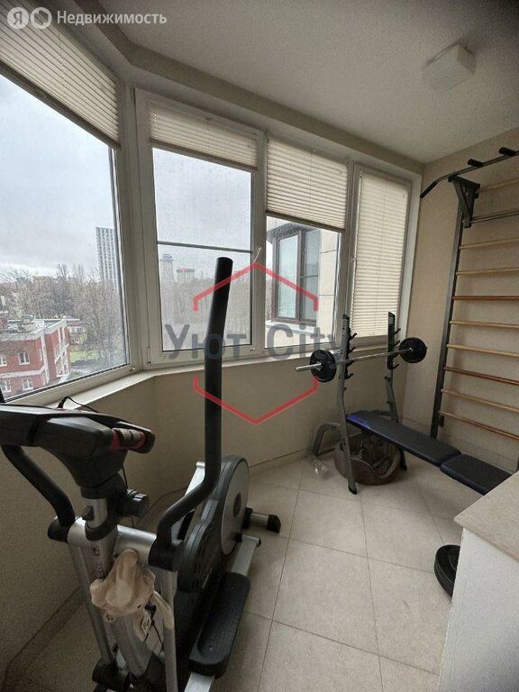 m. Profsoyuznaya: Apartment, 3-rooms