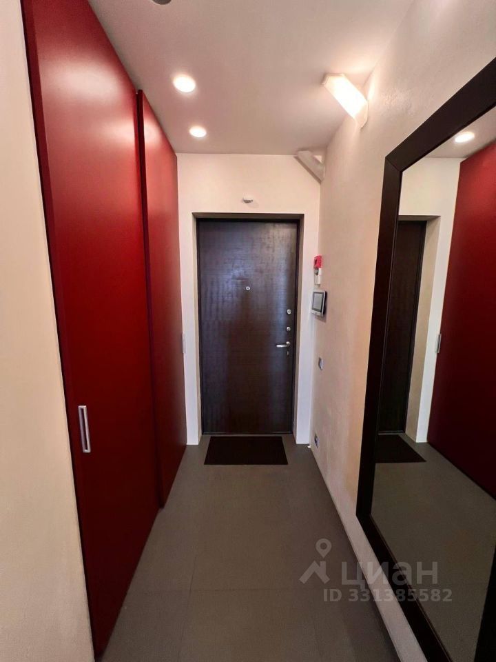 m. Oktyabrskoe pole: Apartment, 2-rooms
