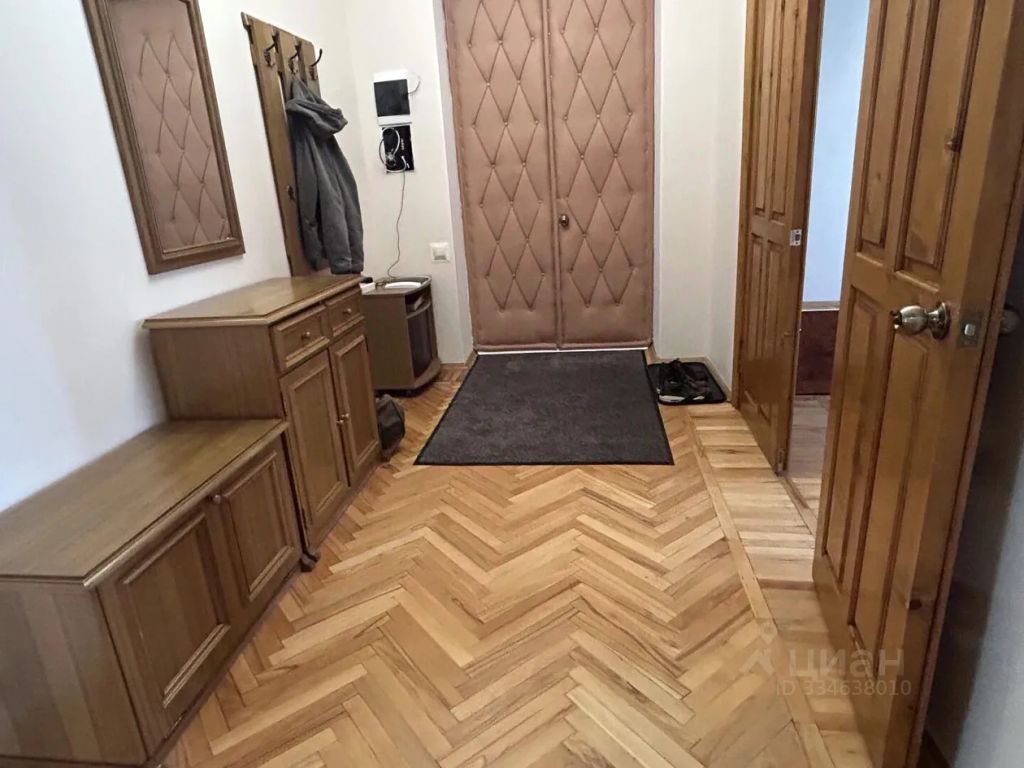 m. Okhotny ryad: Apartment, 2-rooms