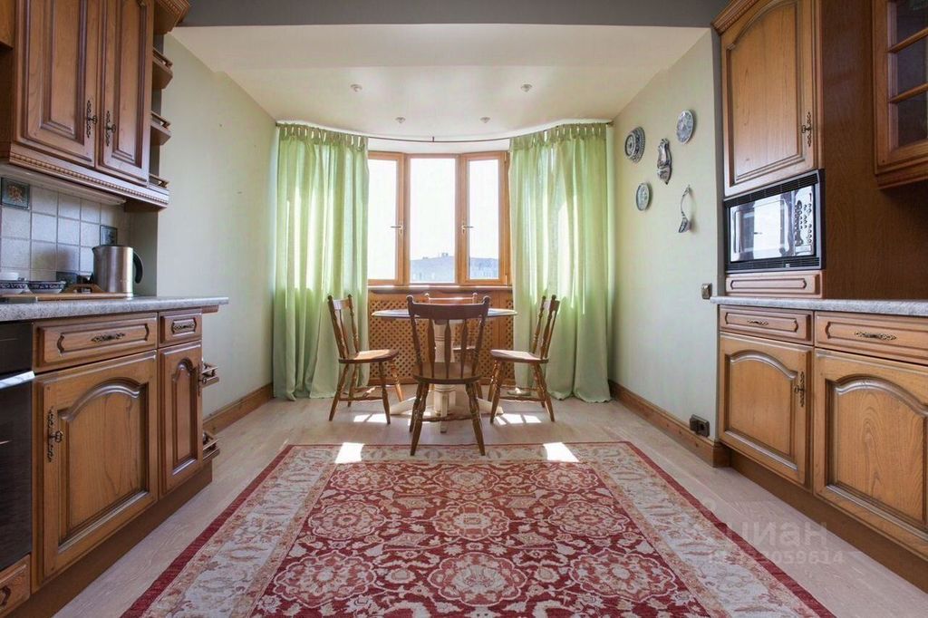 m. Barrikadnaya: Apartment, 2-rooms