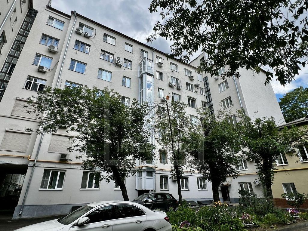 m. Barrikadnaya: Apartment, 2-rooms