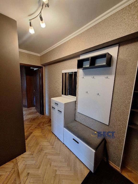 m. Prospekt Mira: Apartment, 2-rooms