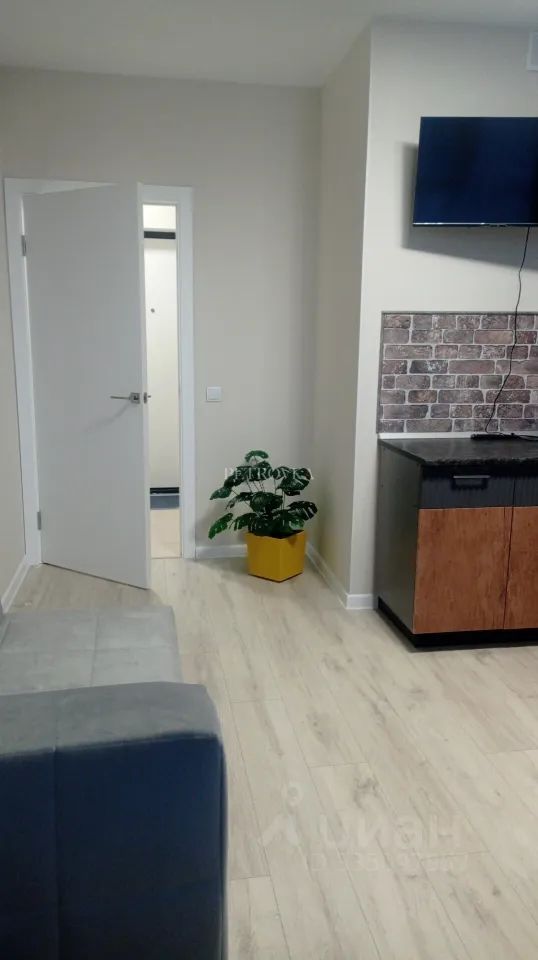 m. Krasnogorskaya: Apartment, 1-rooms