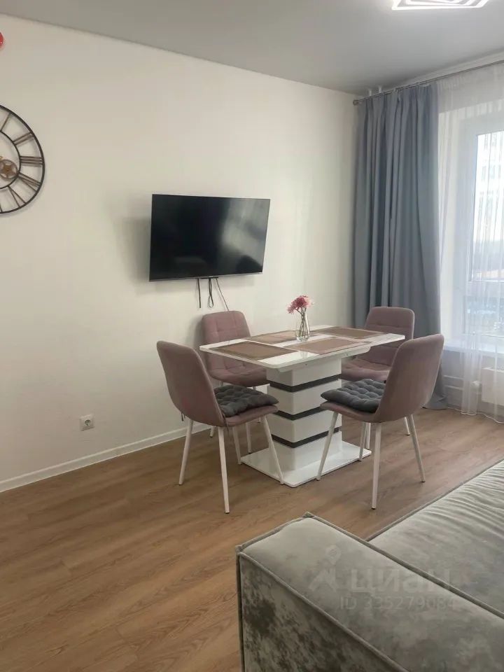 m. Scherbinka: Apartment, 2-rooms