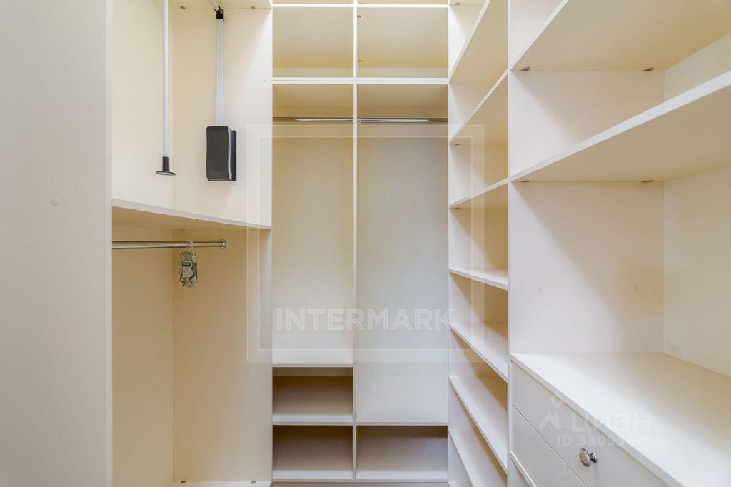 m. Kitay-gorod: Apartment, 3-rooms